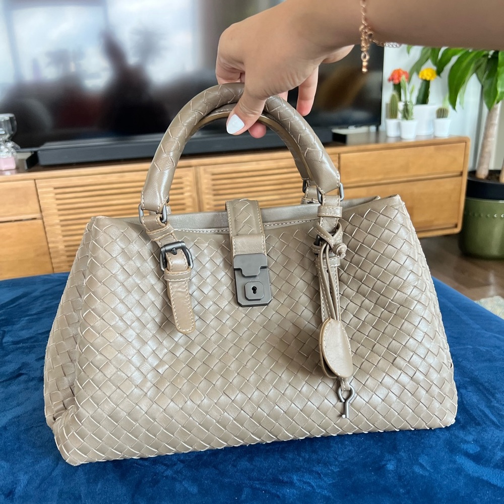 Leather bag